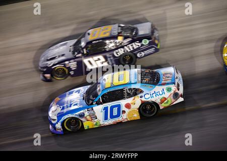 Bristol, TN, USA. September 2023. Daniel Hemric (10), Fahrer der NASCAR Xfinity Series, Rennen für die Food City 300 auf dem Bristol Motor Speedway in Bristol, TN. (Bild: © Stephen A Arce Grindstone Media/ASP) NUR REDAKTIONELLE VERWENDUNG! Nicht für kommerzielle ZWECKE! Stockfoto