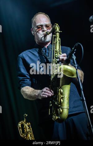Mailand, Italien. September 2023. Der englische Singer-Songwriter PAUL WELLER tritt live auf der Bühne in Alcatraz während der „European Tour 2023“ auf. Kredit: Rodolfo Sassano/Alamy Live News Stockfoto
