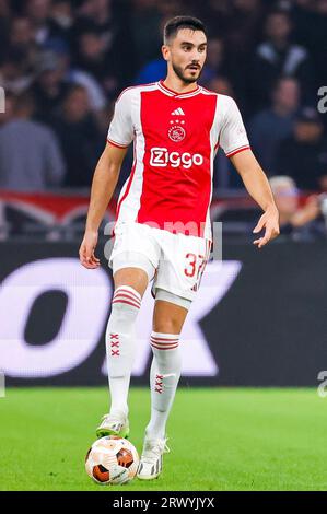 AMSTERDAM, NIEDERLANDE - 21. SEPTEMBER: Josip Sutalo (Ajax) während der UEFA Europa League 2023/2024 - Gruppe-B-Spiel des AFC Ajax und Olympique Marseille Stockfoto