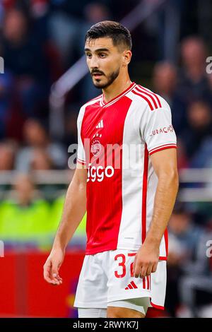 AMSTERDAM, NIEDERLANDE - 21. SEPTEMBER: Josip Sutalo (Ajax) während der UEFA Europa League 2023/2024 - Gruppe-B-Spiel des AFC Ajax und Olympique Marseille Stockfoto