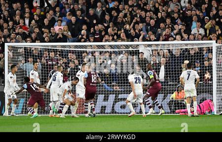 London, Großbritannien. September 2023. ZIEL. Mohammed Kudus (West Ham, 14) erzielt das zweite West Ham Tor während des Spiels West Ham gegen Backa Topola Europa League (Gruppe A) im London Stadium Stratford. Quelle: MARTIN DALTON/Alamy Live News Stockfoto