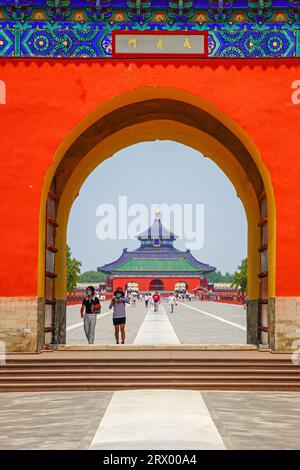 Peking, China - 21. Juli 2022: Die architektonische Landschaft des Chengzhen-Tors im Tiantan-Park. Stockfoto