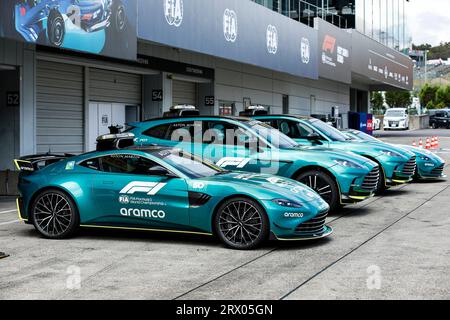 Suzuka, Japon. September 2023. Aston Martin Safety Car, Ambiance beim Großen Preis von Lenovo in der Formel 1 2023, 16. Runde der Formel-1-Weltmeisterschaft 2023 vom 22. Bis 24. September 2023 auf dem Suzuka International Racing Course in Suzuka - Foto Xavi Bonilla/DPPI Credit: DPPI Media/Alamy Live News Stockfoto