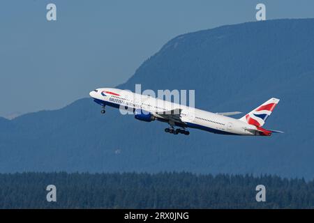 Richmond, British Columbia, Kanada. September 2023. Eine Boeing 777-200ER von British Airways (G-YMMN), die nach dem Start vom Vancouver International Airport abflog. (Bild: © Bayne Stanley/ZUMA Press Wire) NUR REDAKTIONELLE VERWENDUNG! Nicht für kommerzielle ZWECKE! Stockfoto