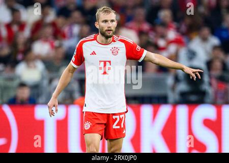 München, Deutschland. September 2023. Fußball: Champions League, Bayern München - Manchester United, Gruppenphase, Gruppe A, Spieltag 1, Allianz Arena. Münchens Konrad-Laimer-Gesten. Quelle: Tom Weller/dpa/Alamy Live News Stockfoto