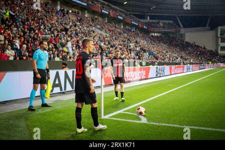 Leverkusen, Deutschland. September 2023. Alejandro Grimaldo (Leverkusen) Florian Wirtz (Leverkusen) Bayer Leverkusen - BK Häcken 21.09.2023 Copyright ( Stockfoto