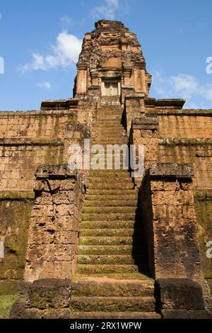 Baksei Chamkrong, hinduistischer Tempel aus dem 10. Jahrhundert in Kambodscha, Provinz Siem Reap Stockfoto