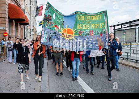 Stockholm, Schweden. September 2023. Klimastreik in Mynttorget in Stockholm, organisiert vom Netzwerk Fridays for Future, 22. September 2023.Foto: Christine Olsson/TT/Code 10430 Credit: TT News Agency/Alamy Live News Stockfoto