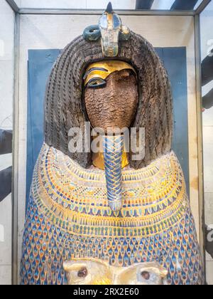 Akhenatens Sargdeckel ist im Ägyptischen Museum, Kairo, Ägypten, Nordafrika, Afrika zu sehen Stockfoto