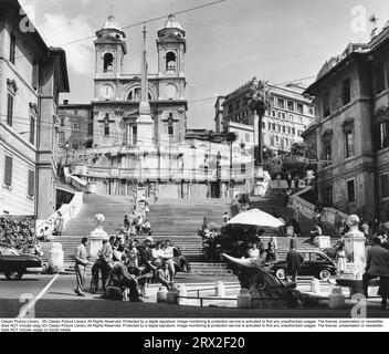 Die berühmte Spanische Treppe Piazza di Spagna in Rom Italien in den 1950er Jahren 1957 Stockfoto