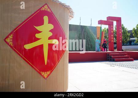 Luannan County, China - 22. September 2022: Schauplatz des Farmers’ Harvest Festivals in Nordchina Stockfoto