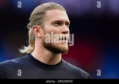 Loris Karius vom Newcastle United FC schaut vor dem Fußballspiel der UEFA Champions League zwischen AC Mailand und Newcastle United FC nach. Stockfoto