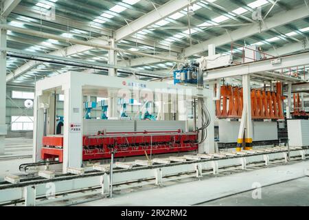 New Building Materials Lightweight Partition Panel Produktionslinie, Nordchina Stockfoto