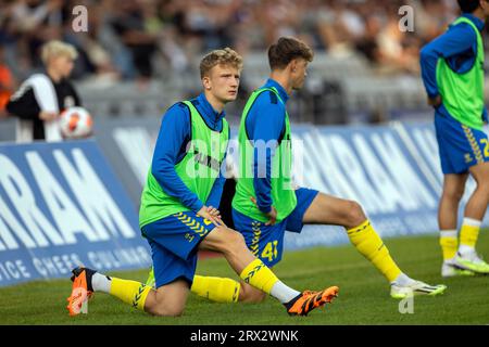 Aarhus, Dänemark. September 2023. Mateusz Kowalczyk von Broendby IF erwärmt sich während des 3F Superliga-Spiels zwischen Aarhus GF und Broendby IF im Ceres Park in Aarhus. (Foto: Gonzales Photo - Teis Markfoged). Stockfoto