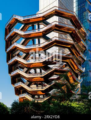 09.21.23. USA, New York. Das Schiff ist eine Architektur in Hudson Yardss. 16-stöckige hohe Sicht das Schiff ist wegen seiner Verwendung in einer Reihe von s geschlossen Stockfoto