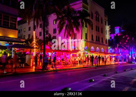 Miami Nightlife on Ocean Drive, Miami, Florida, Vereinigte Staaten von Amerika, Nordamerika Stockfoto