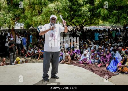 Der Vorsitzende der tansanischen Oppositionspartei ACT Wazalendo, Juma Duni Haji, spricht eine Rede während der politischen Kundgebung der Partei im Bezirk Kilwa, Lind Stockfoto