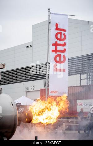 Wels, Österreich. 22. September 2023. „Die österreichische Leitmesse für Einsatzorganisationen“ Rettungskongress „Retter Messe Wels“ zeigt die neuesten Entwicklungen in den Bereichen Brandbekämpfung, Rettungs- und Polizeitechnik ©Andreas Stroh Credit: Andreas Stroh/Alamy Live News Stockfoto