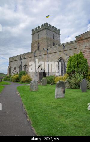 Bamburgh, England - 13. Juli 2023: The Church of St Aidan in Bamburgh, Northumberland Stockfoto