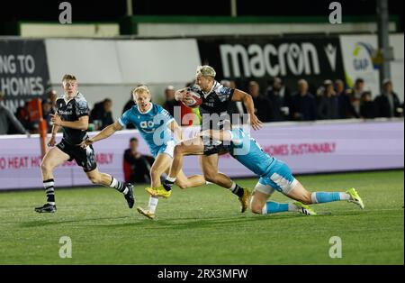 Newcastle, Großbritannien. Juni 2023. Ben Stevenson von Newcastle Falcons in Aktion während des Premiership Cup-Spiels zwischen Newcastle Falcons und Sale Sharks im Kingston Park, Newcastle am 22. September 2023. (Foto: Chris Lishman | MI News) Credit: MI News & Sport /Alamy Live News Stockfoto