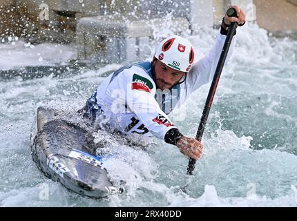 Waltham Cross. Vereinigtes Königreich. 22. September 2023. 2023 Kanu-Weltmeisterschaften. Lee Valley White Water Centre. Waltham Cross. Thomas Koechlin (SUI) im Halbfinale der Herren Canoe während der Kanu-Weltmeisterschaft 2023 im Lee Valley White Water Centre, Großbritannien. Stockfoto