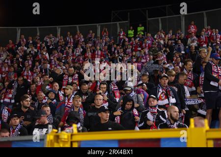 Bergamo, Italien, 21. September 2023. Die Fans von Rakow schauen beim UEFA Champions League-Spiel im Stadio Di Bergamo, Bergamo, nach. Auf dem Bild sollte stehen: Jonathan Moscrop / Sportimage Stockfoto