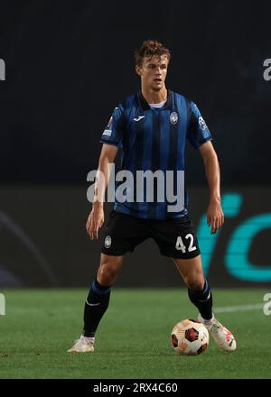 Bergamo, Italien. September 2023. Giorgio Scalvini aus Atalanta während des UEFA Champions League-Spiels im Stadio Di Bergamo, Bergamo. Auf dem Bild sollte stehen: Jonathan Moscrop/Sportimage Credit: Sportimage Ltd/Alamy Live News Stockfoto