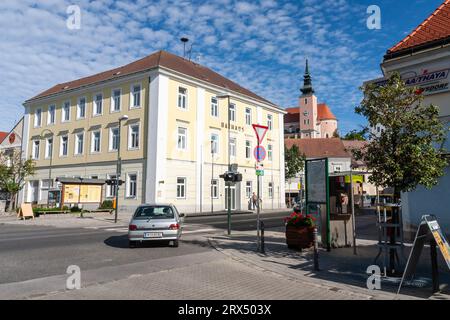 Poysdorf, Österreich - 16. August 2010: Rathaus Stockfoto