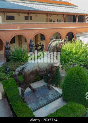 Paris, Frankreich, Ein Garten mit Skulpturen von Antoine Bourdelle im Musée Bourdelle (in englischer Sprache, Museum von bourdelle). Nur Editorial. Stockfoto