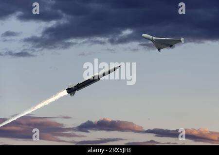 Militärraketen schießen eine Drohne am Abendhimmel ab, Luftabwehr, Spur des Raketenabschusses, 3D-Rendering. Konzept: Krieg in der Ukraine, Angriff Russlands Stockfoto