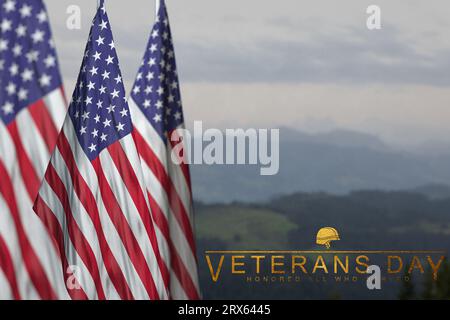 Veterans Day 11. November modernes kreatives Banner, Schild, Designkonzept, Social-Media-Post mit Text, Starts und amerikanischer Flagge. Stockfoto