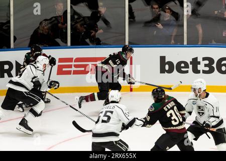 Melbourne, Australien, 23. September 2023. Alex Kerfoot von den Arizona Coyotes während des NHL Global Series Spiels zwischen den Los Angeles Kings und den Arizona Coyotes in der Rod Laver Arena am 23. September 2023 in Melbourne, Australien. Quelle: Dave Hewison/Speed Media/Alamy Live News Stockfoto