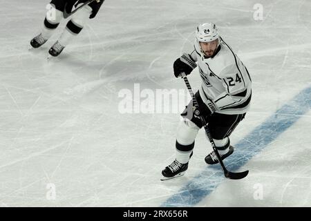 Melbourne, Australien, 23. September 2023. Phillip Danault von den Los Angeles Kings während des NHL Global Series-Spiels zwischen den Los Angeles Kings und den Arizona Coyotes in der Rod Laver Arena am 23. September 2023 in Melbourne, Australien. Quelle: Dave Hewison/Speed Media/Alamy Live News Stockfoto