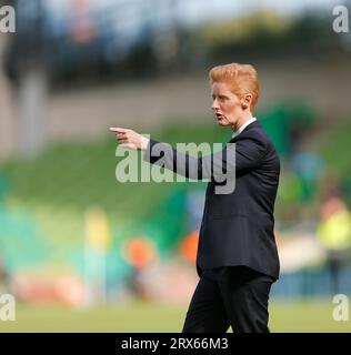 23. September 2023; Aviva Stadium, Dublin, Irland; Nations League Womens International Football, Republik Irland gegen Nordirland; Eileen Gleeson Ireland Interimstrainer Stockfoto