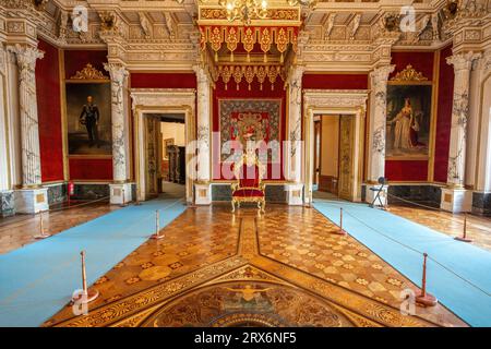 Thronsaal im Schweriner Schlossinnenraum - Schwerin, Deutschland Stockfoto