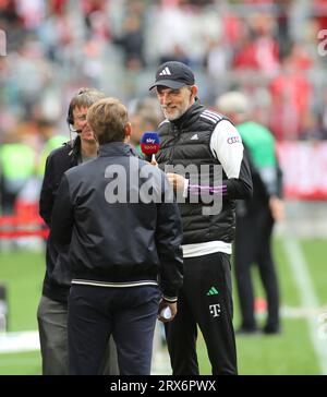 München, Deutschland 23. September 2023: Fussball, Herren, Bundesliga, Saison 2023/2024, FC Bayern München - VFL Bochum, Allianz Arena Thomas Tuchel, Trainer (FC Bayern München) im Interview die DFB-Vorschriften verbieten die Verwendung von Fotografien als Bildsequenzen und/oder Quasi-Video Stockfoto