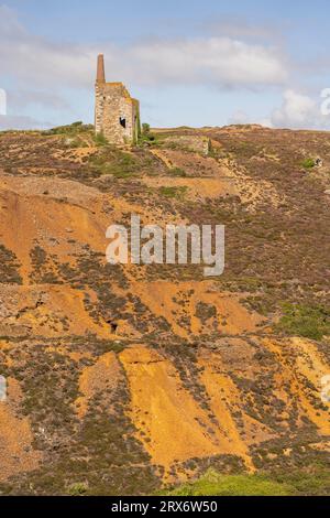 Stillgelegtes Zinnminengebäude in Porthtowan, cornwall, großbritannien Stockfoto