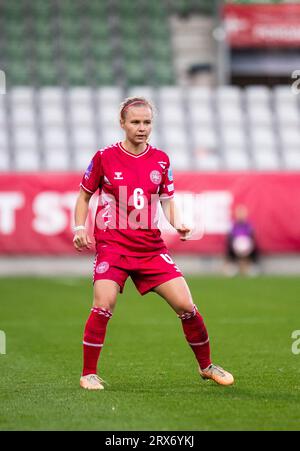 Viborg, Dänemark. September 2023. Josefine Hasbo (6) aus Dänemark, der während des Spiels der UEFA Nations League zwischen Dänemark und Deutschland in der Energi Viborg Arena in Viborg zu sehen war. (Foto: Gonzales Photo/Alamy Live News Stockfoto