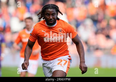 Kylian Kouassi #27 von Blackpool während des Sky Bet League 1 Matches Blackpool vs Reading in Bloomfield Road, Blackpool, Großbritannien, 23. September 2023 (Foto: Steve Flynn/News Images) in Blackpool, Großbritannien am 23.09.2023. (Foto von Steve Flynn/News Images/SIPA USA) Stockfoto