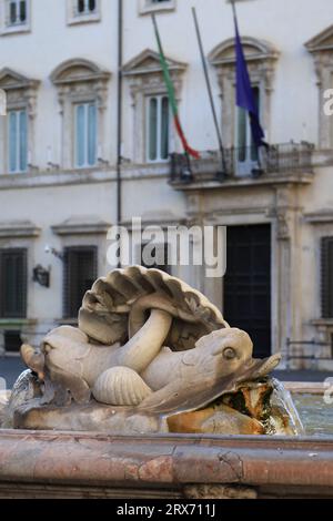 Brunnen des Platzes Colonna in Rom, Italien Stockfoto