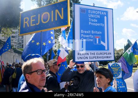 London, Großbritannien. September 2023. Tausende nehmen an dem "Marsch für einen Wiedereintritt" Teil, um der EU wieder beizutreten. Matthew Chattle/Alamy Live News Stockfoto