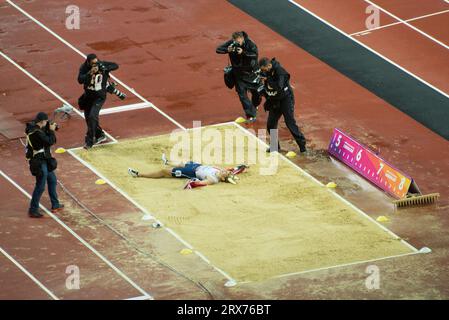 Karsten Warholm feiert den Goldgewinn in den 400-Meter-Hürden der Herren bei der Londoner Leichtathletik-Weltmeisterschaft 2017 Stockfoto