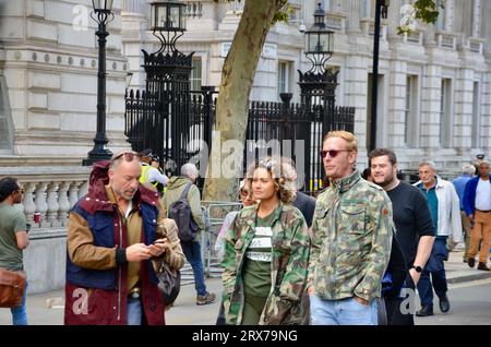 laurence Fox bei der Anti-ulez Anti-Impfstoff Anti khan Anti Lockdown Anti viele Dinge Verschwörungstheoretiker bizarre Mischung von Menschen demonstrieren in Central london england samstag, 23. september 2023 Stockfoto