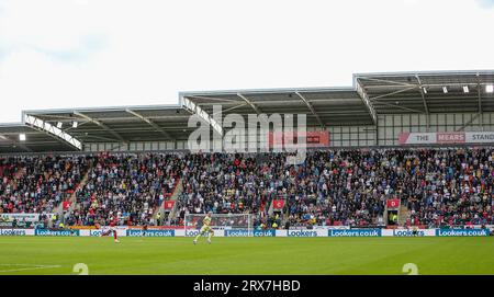 Rotherham, Großbritannien. September 2023. Preston-Fans während des Spiels Rotherham United FC gegen Preston North End FC SKY BET EFL Championship im Aesseal New York Stadium, Rotherham, Großbritannien am 23. September 2023 Credit: Every Second Media/Alamy Live News Stockfoto