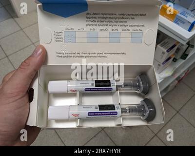 Prag, Tschechische republik - 22. Juni 2023: Packung trulicity 1,5 mg Eli lilly Insulin-Selbstinjektions-Pen. Tschechische republik, Europäische union, Pharmazie-Konzept Stockfoto