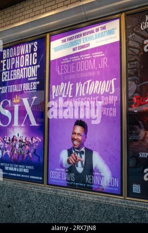 Shubert Alley Broadway Play Posters, New York City, USA 2023 Stockfoto