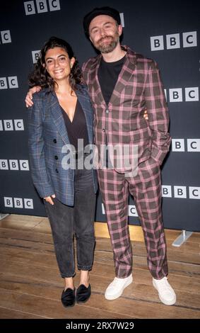 Philip Barantini, Mounia Akl nimmt am Donnerstag, den 14. September 2023, an der Premiere-Filmvorführung der BBC Drama Series „Boiling Point“ in der BFI Southbank, London, England, UK Teil. Stockfoto