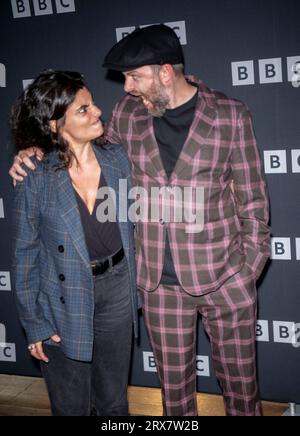 Philip Barantini, Mounia Akl nimmt am Donnerstag, den 14. September 2023, an der Premiere-Filmvorführung der BBC Drama Series „Boiling Point“ in der BFI Southbank, London, England, UK Teil. Stockfoto