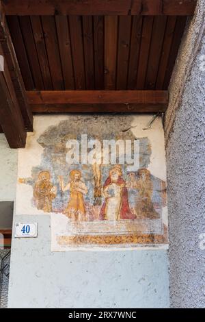 Italien Trentino Mezzano - Via di Sopra Stockfoto