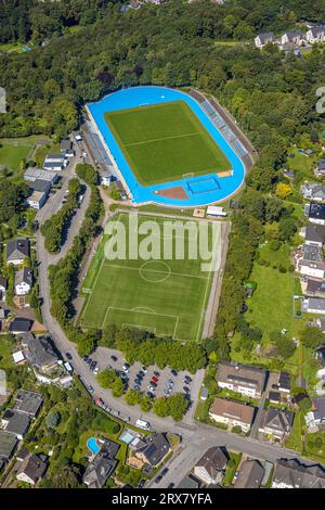 Luftaufnahme, Bremenstadion, blaue Feldgrenze, Bremenplatz Berninghausen, Milspe, Ennepetal, Ruhrgebiet, Nordrhein-Westfalen, Deutschland, DE, Europa, S Stockfoto